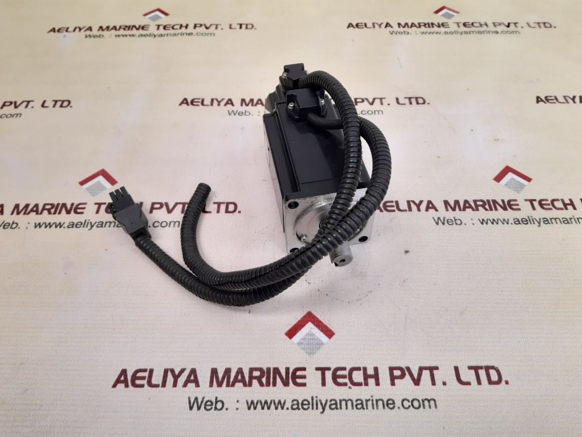 Fuji electric gys401dc2-t2a ac servo motor 400w 