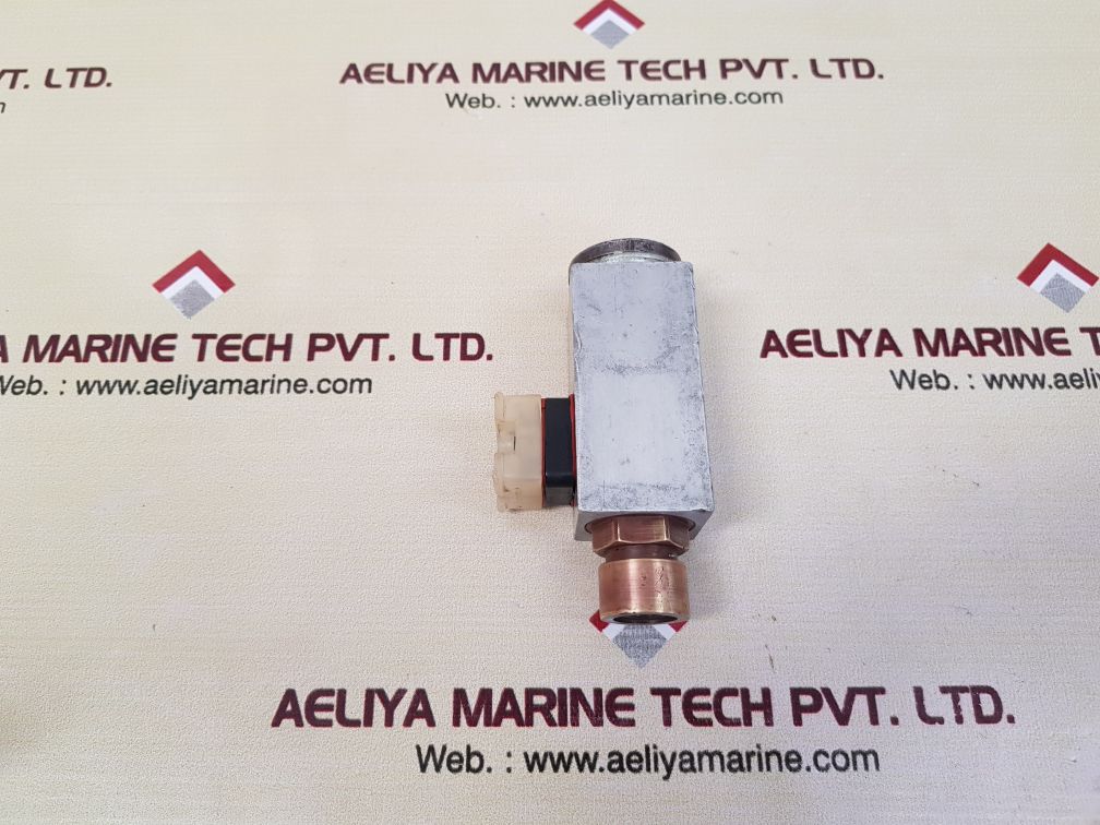 Hagglund & soner  3877053-803