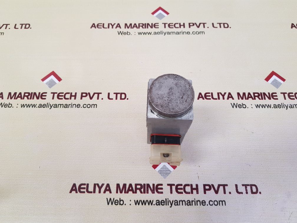 Hagglund & soner  3877053-803