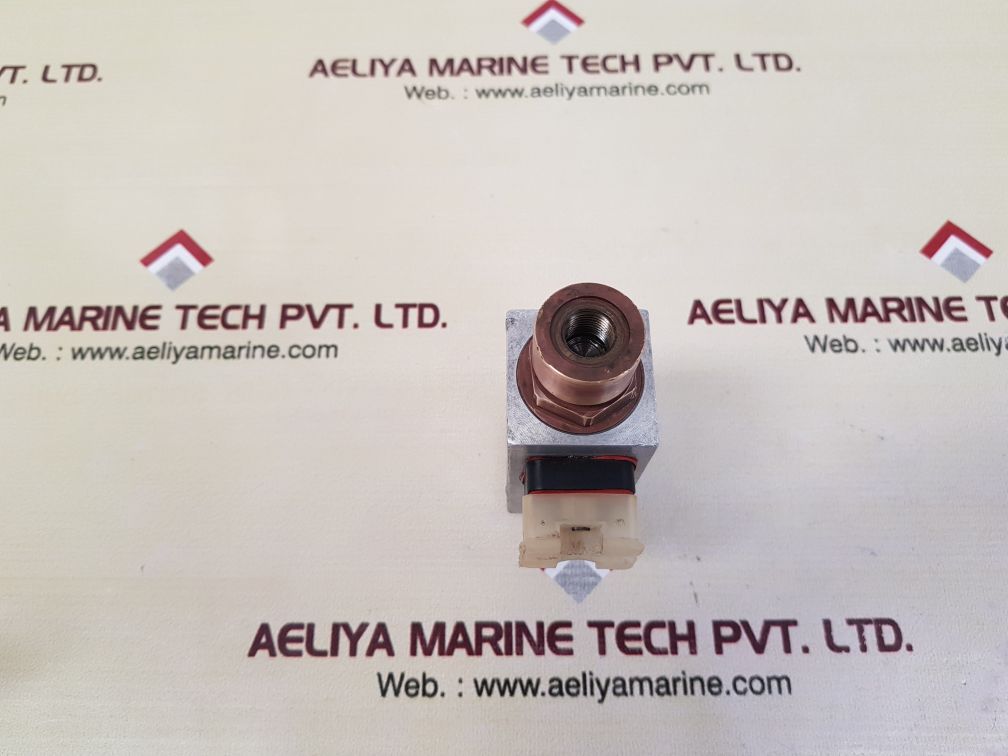 Hagglund & soner  3877053-803