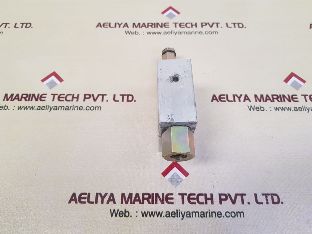 Oil control 05211103020500b sequence valve