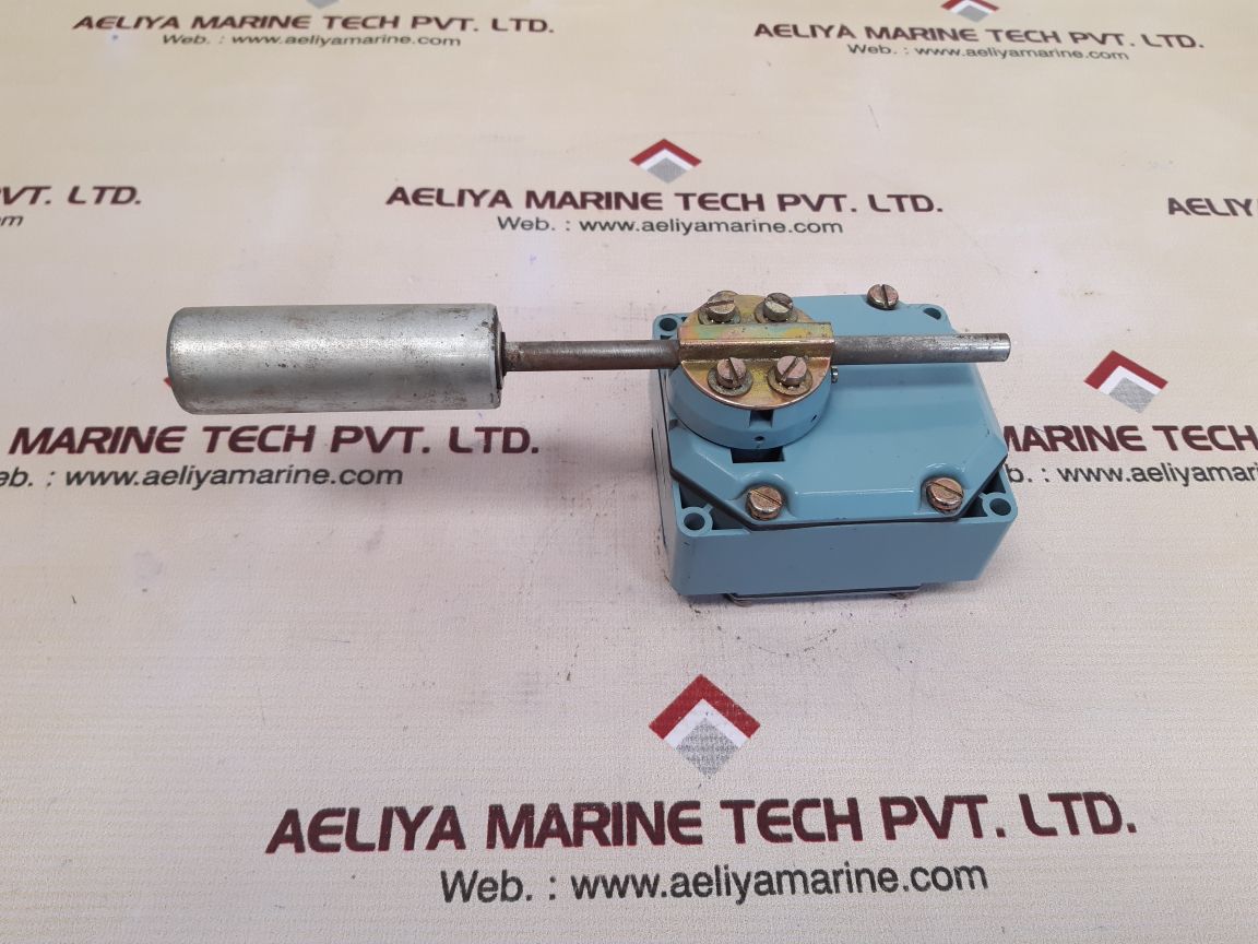 Telemecanique xcr-t115 limit switch