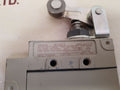 Omron ze-0a2-2 limit switch New 
