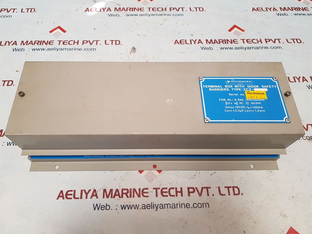 Autronica xcz-001 terminal box with diode safety barriers