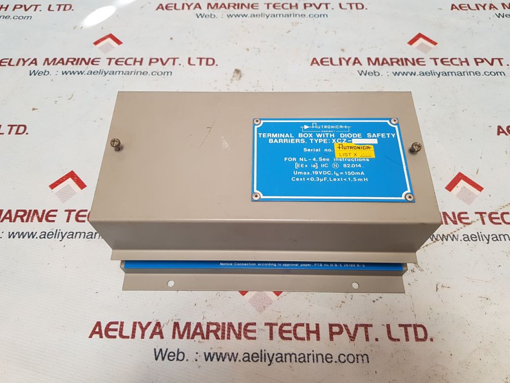 Autronica xcz-002 terminal box with diode safety barriers