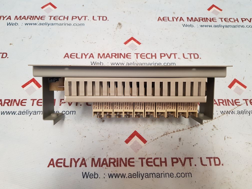 Autronica xcz-002 terminal box with diode safety barriers