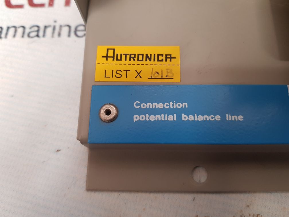 Autronica xcz-002 terminal box with diode safety barriers