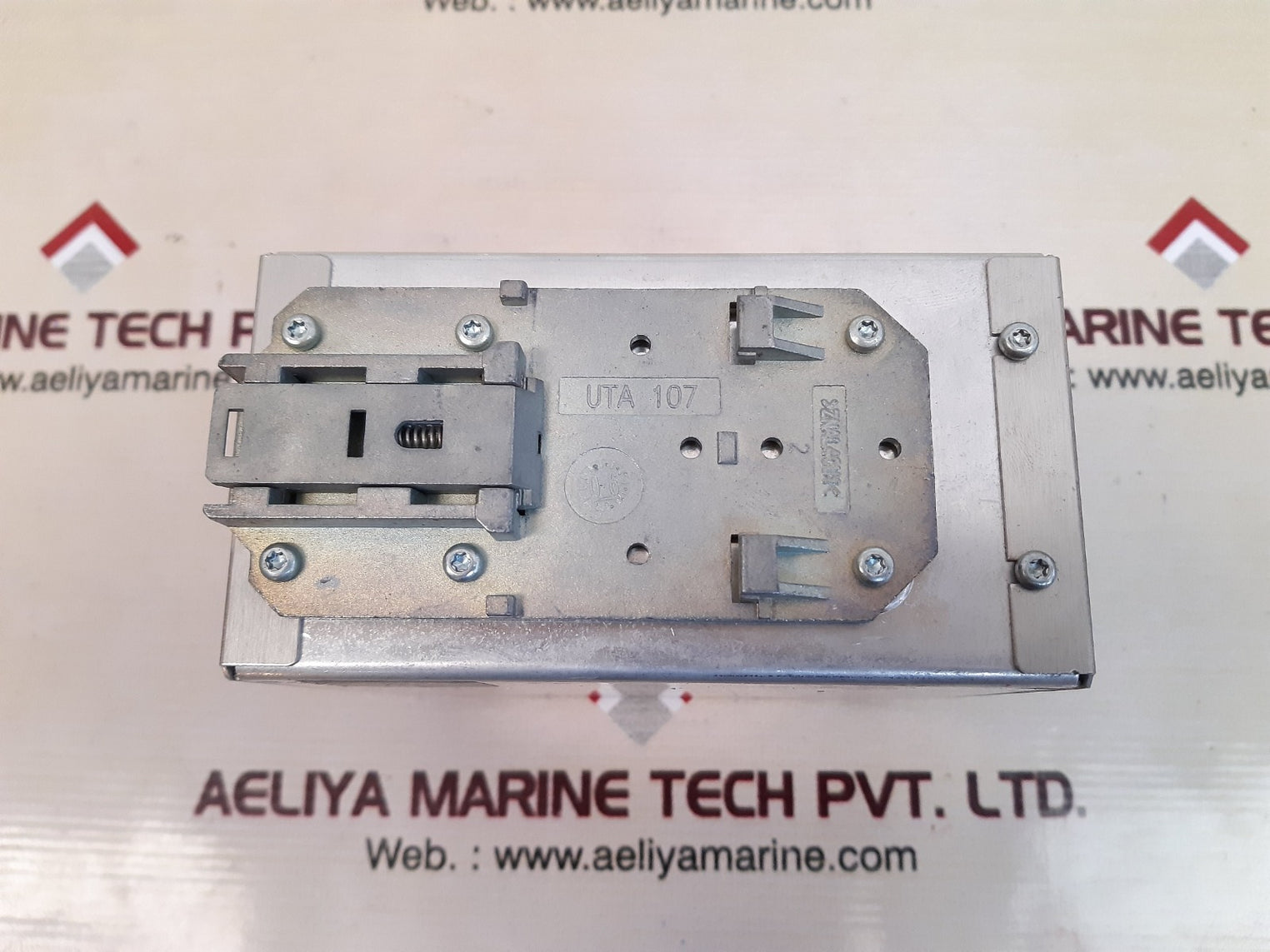 Phoenix contact quint-ps-3x400-500ac/24dc/5 power supply