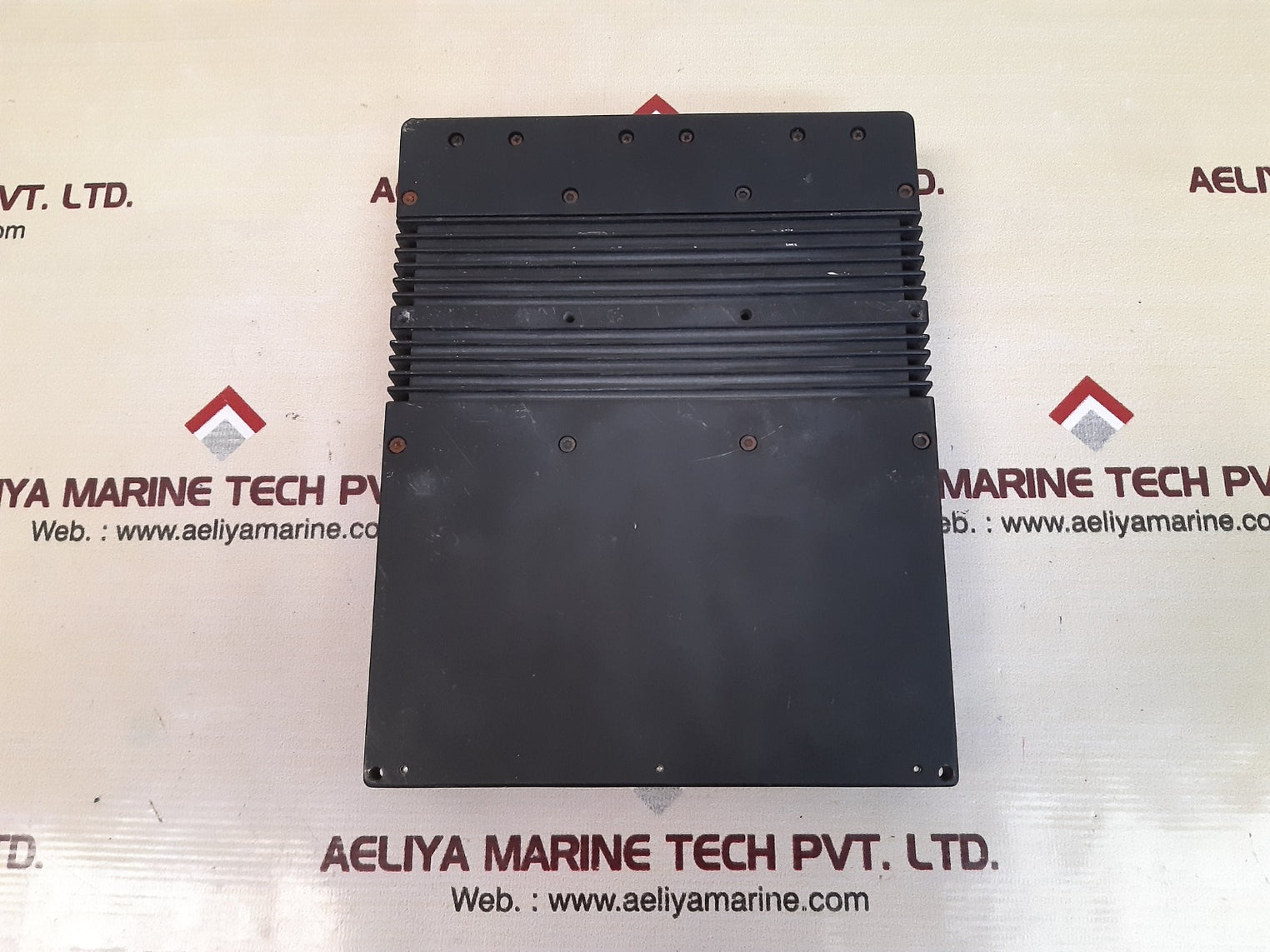 Vicor flatpac vi-qu33-equ-cc power supply 13.5/6.8a