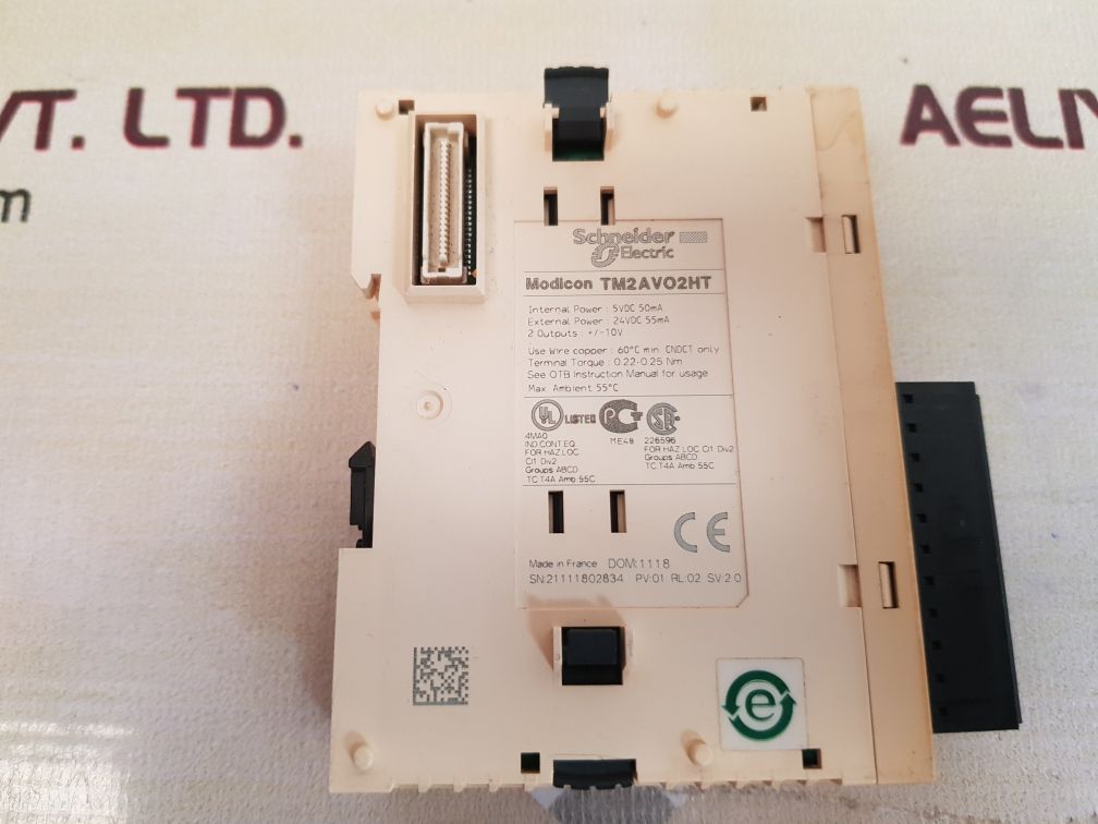 Schneider tm2avo2ht analog module 