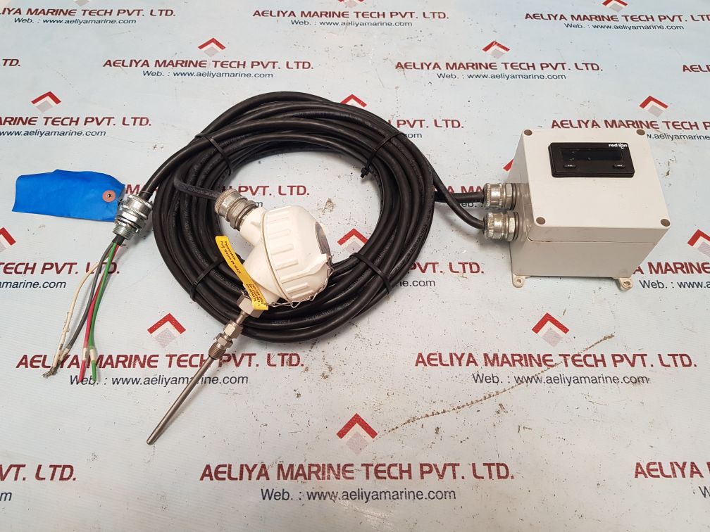 Red lion enc8 astic enclosures with pyromation temperature sensor 