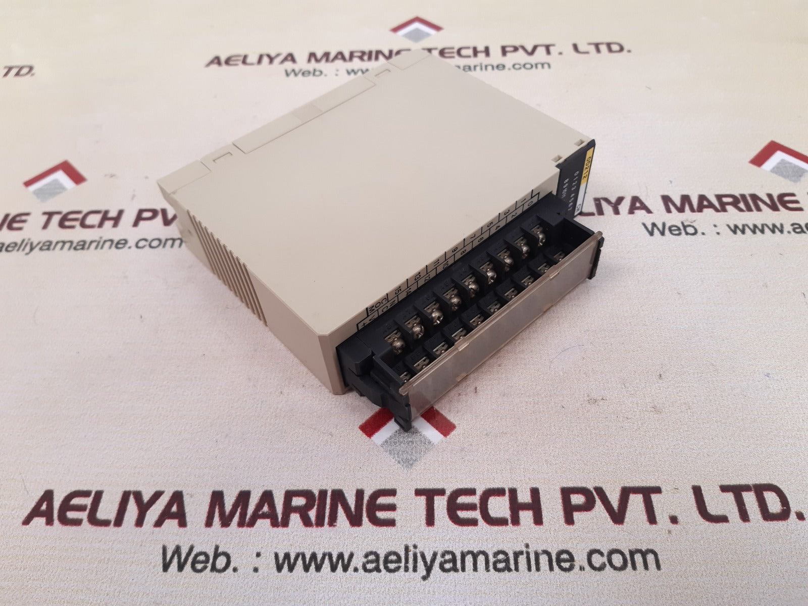 Omron C200H-0D212 Output Unit