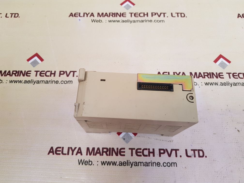 Omron c200hw-pd024 power supply unit