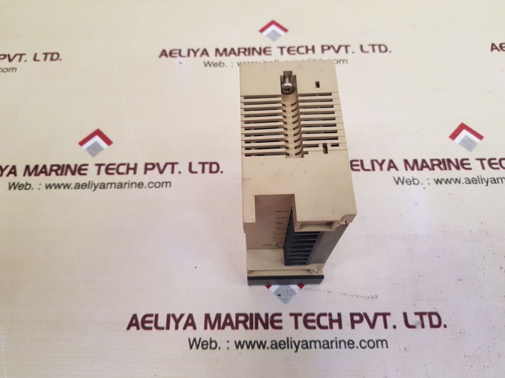 Omron c200hw-pd024 power supply unit