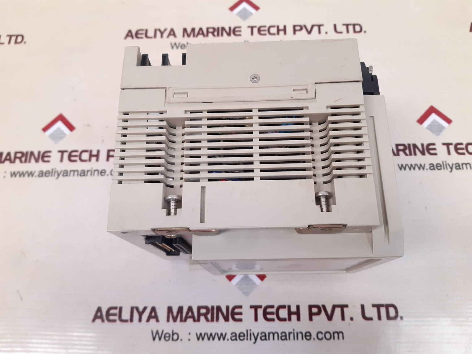 Omron c200h-rt201 programmable controller 