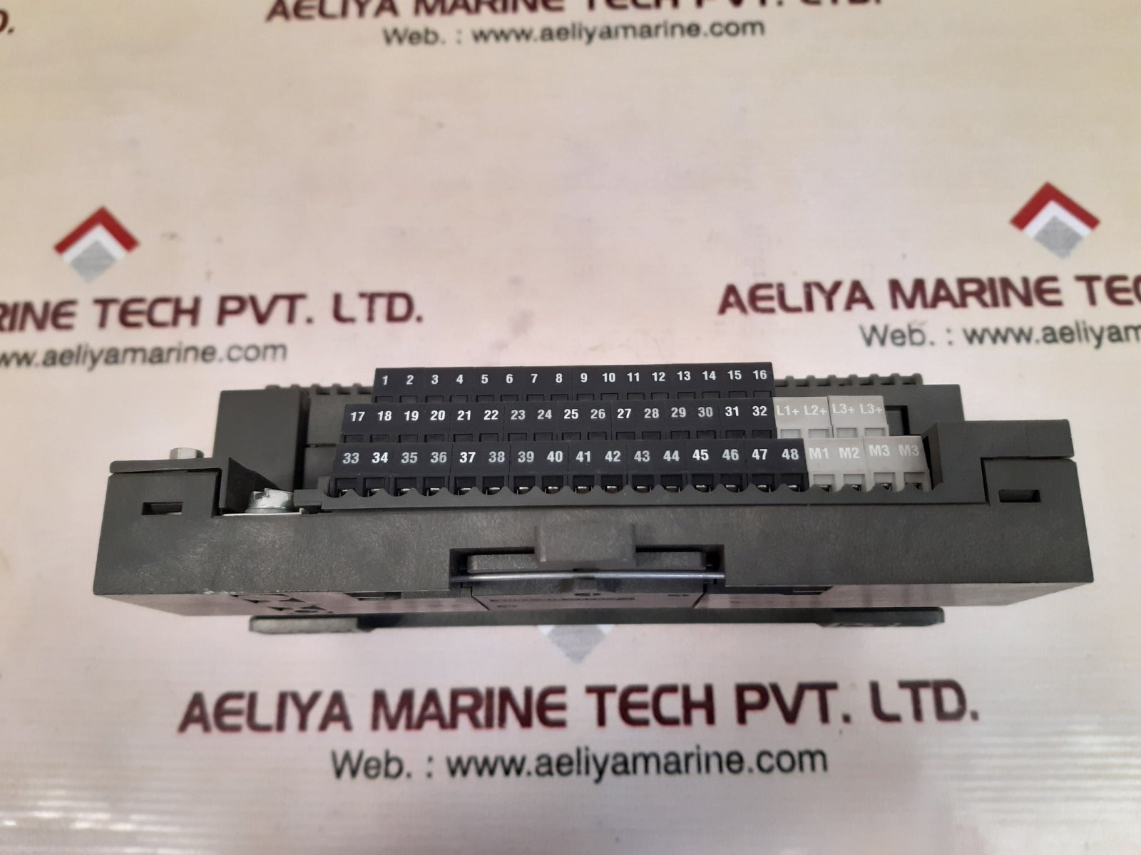 Siemens et 200b-8di/8d0 133-0bh01-0xb0 / 193-0ca10-0xa0