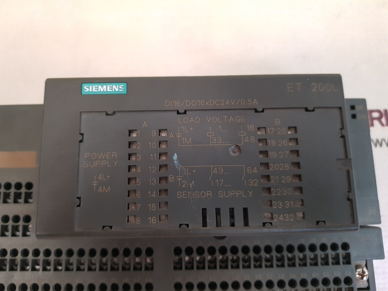 Siemens et 200l di16/do16xdc24v/0.5a digital output module 