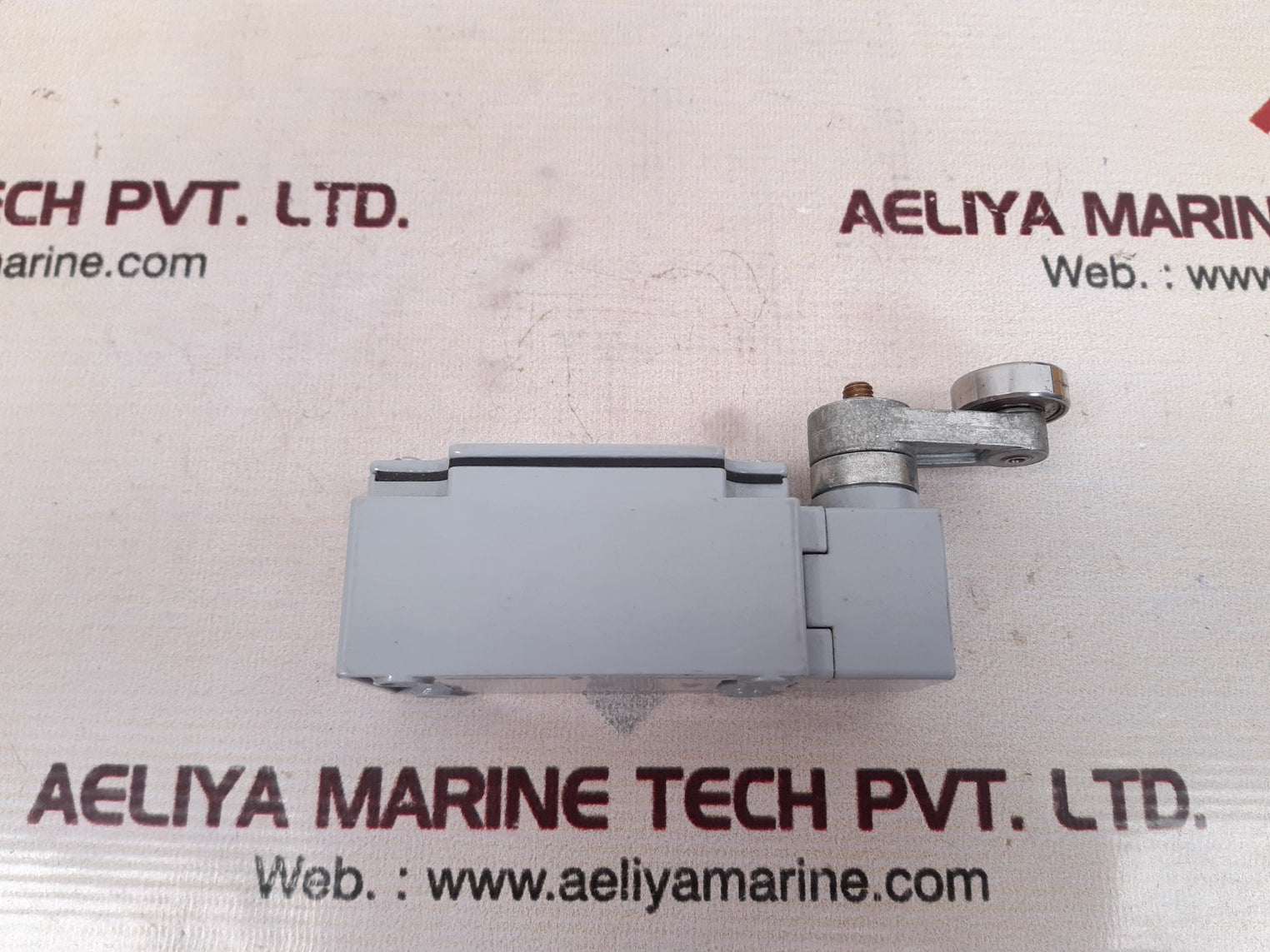 Comepi bm1e43z11 limit switch 