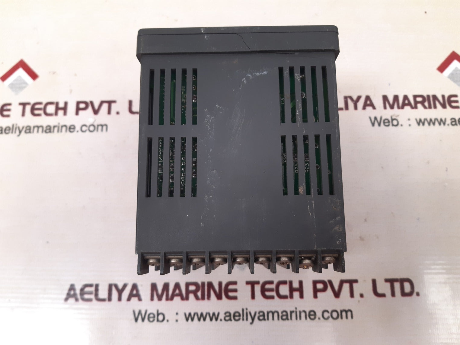 Yokogawa ut37e temperature controller