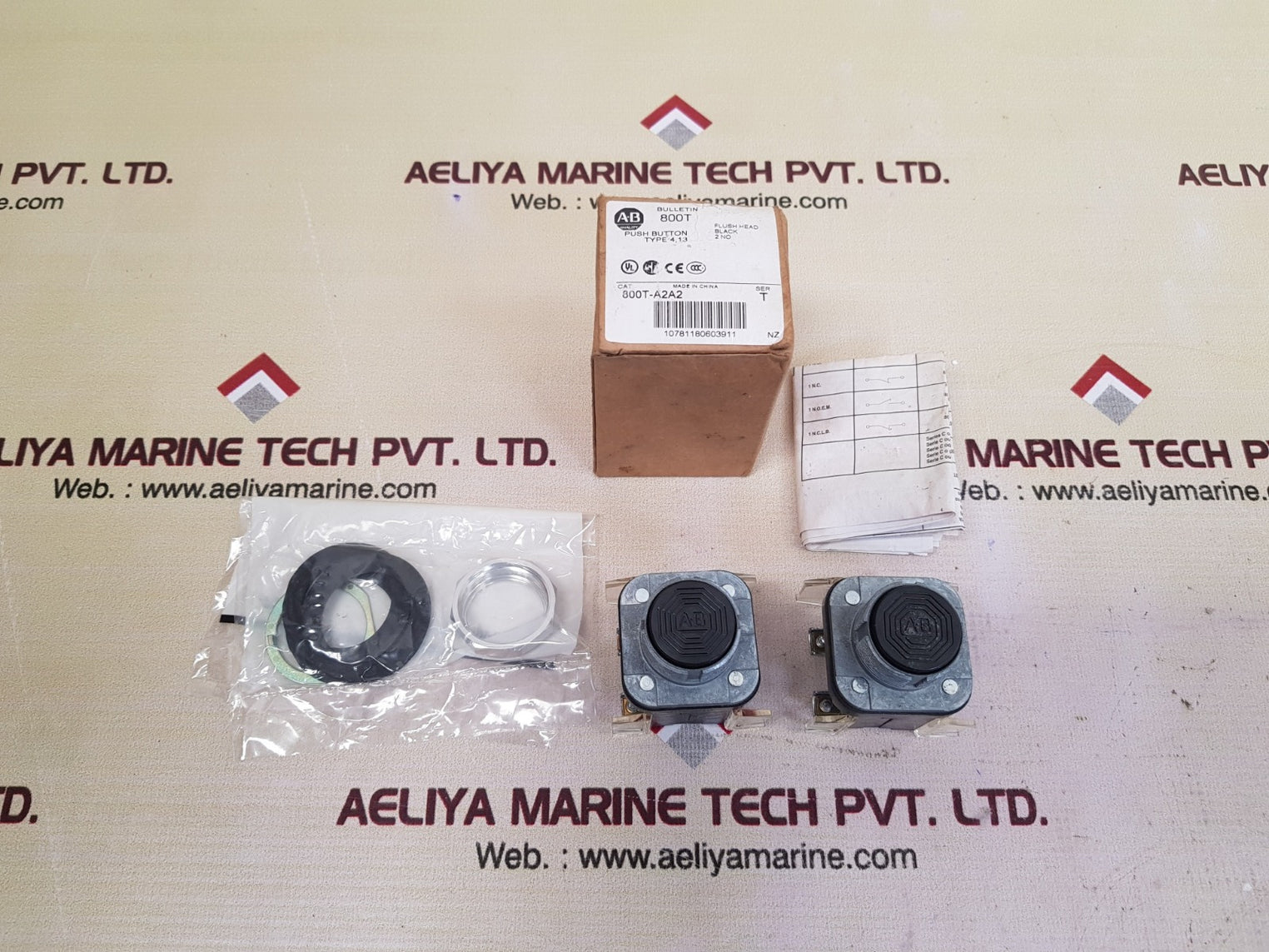 Allen- bradley 800t-xd1 contact block with 800t-a pushbutton 