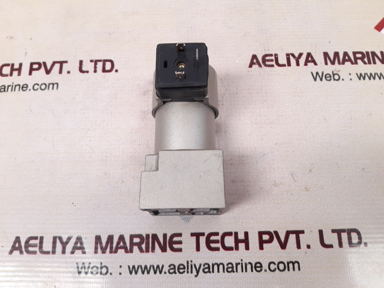 Smc vt315-023d solenoid valve