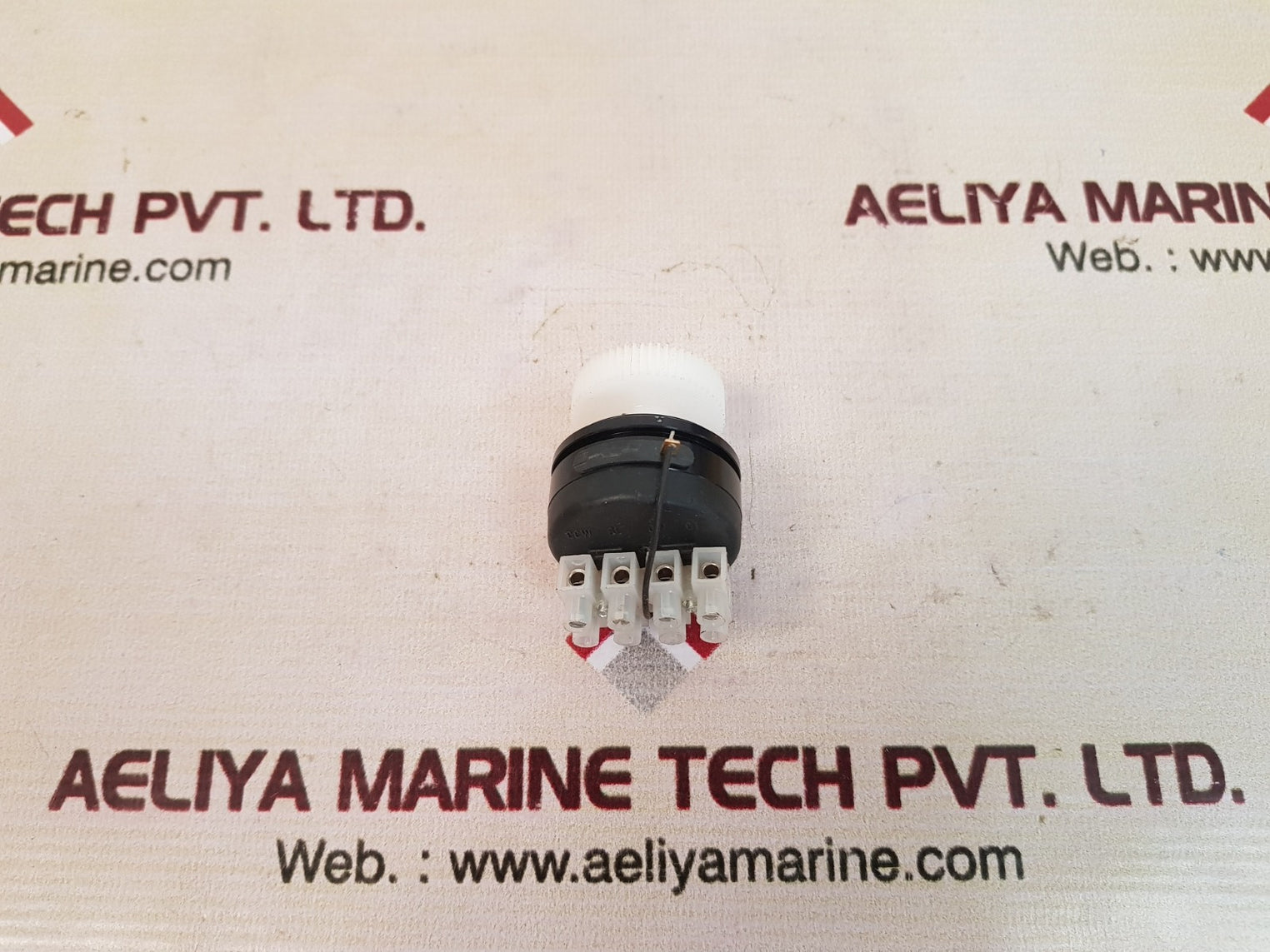 Novotechnik p-4519-s0060 rotary sensor potentiometer