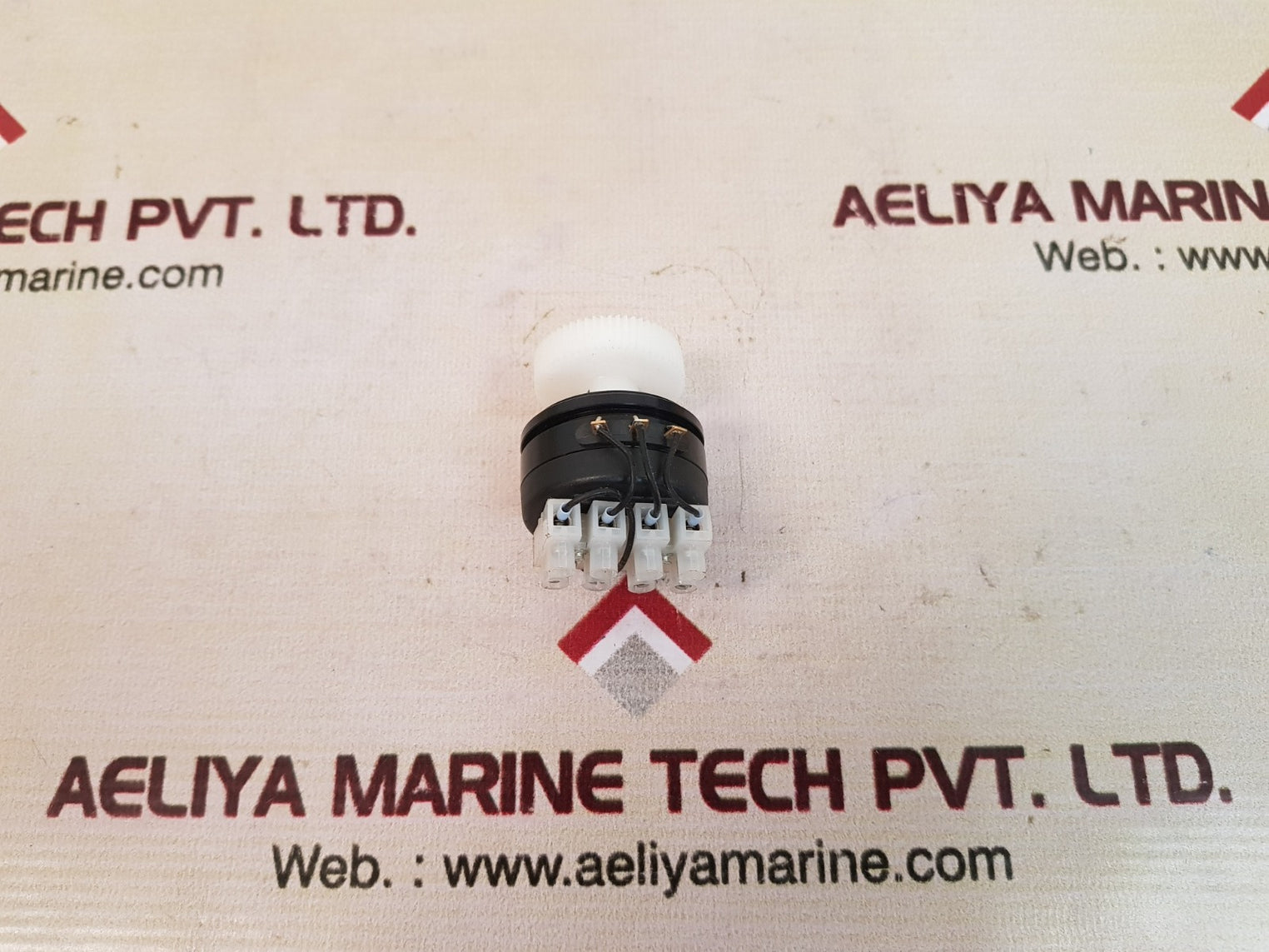 Novotechnik p-4519-s0060 rotary sensor potentiometer