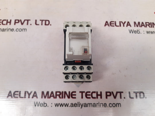 Telemecanique rhn 412b switching relay with base 