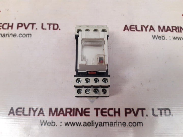 Telemecanique rhn 412b switching relay with base 