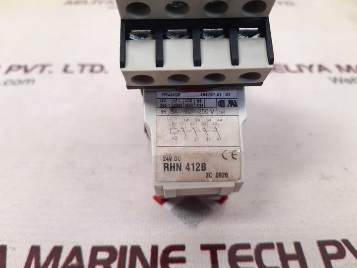 Telemecanique rhn 412b switching relay with base 