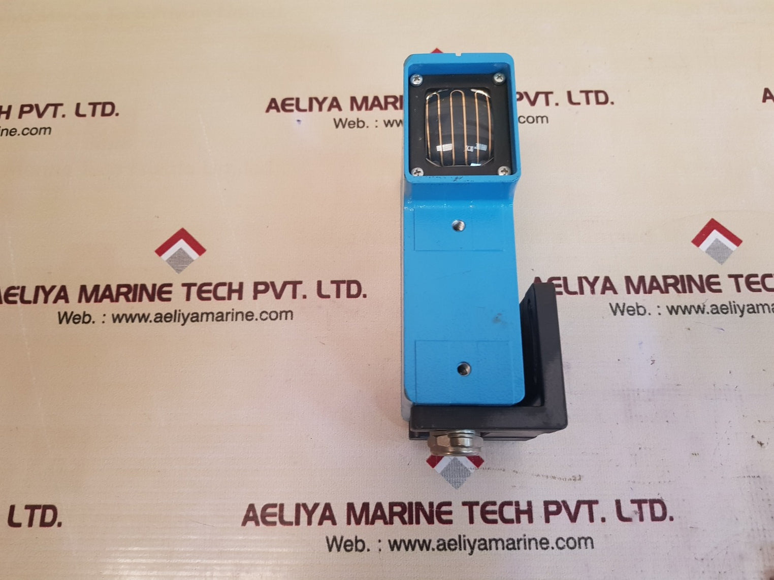 Sick ws 25-304 photoelectric sensor 13311177