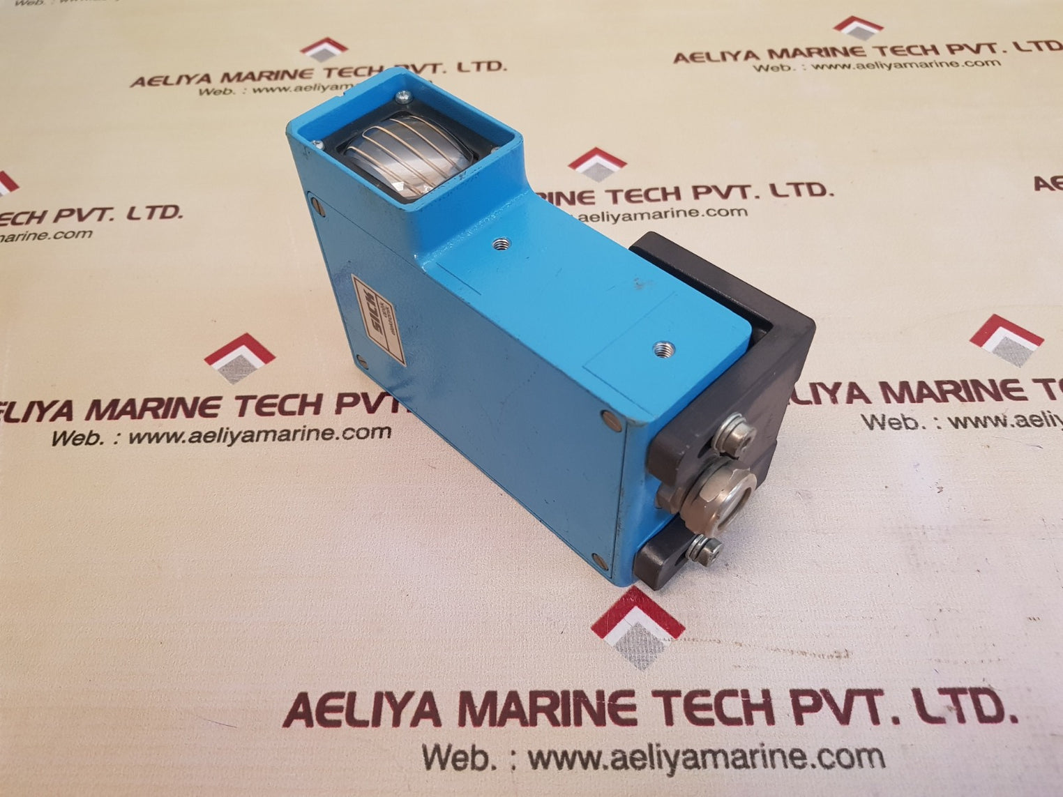 Sick ws 25-304 photoelectric sensor 13311177