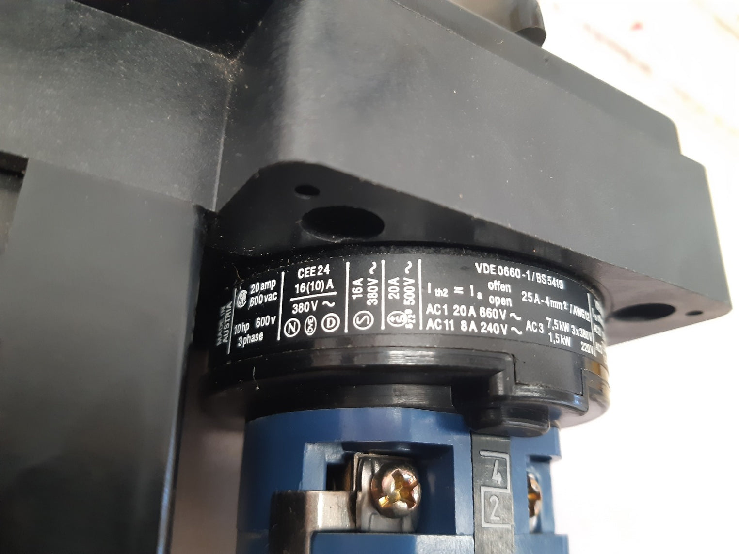 Kraus & naimer c18 a250 rotary cam switch