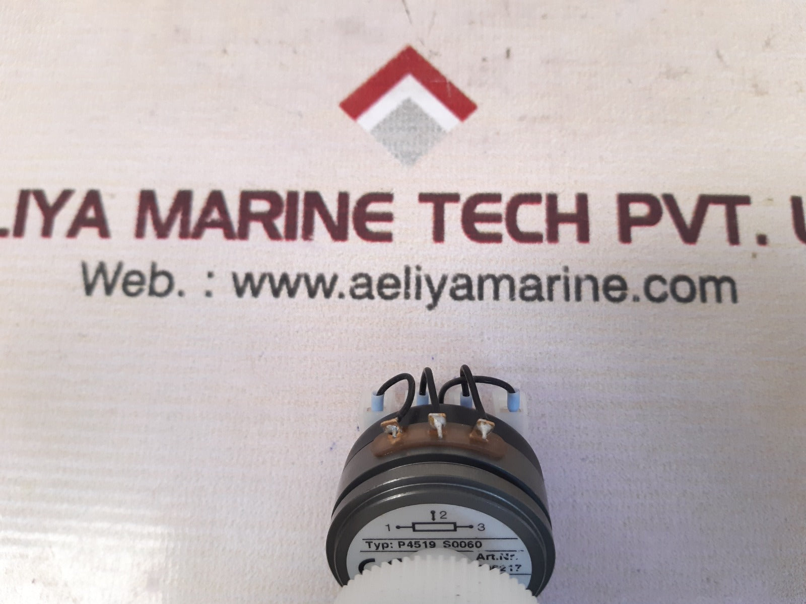 Novotechnik p4519 s0060 rotary sensor potentiometer 006217