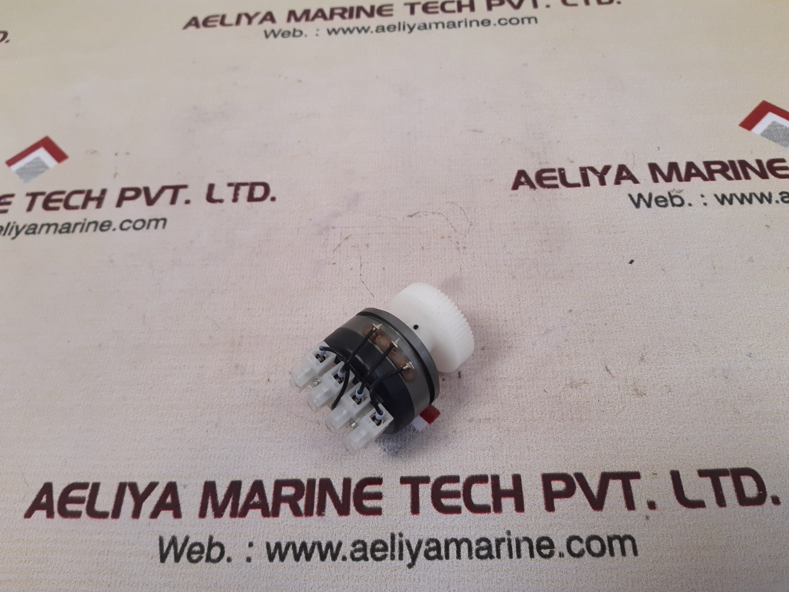 Novotechnik p4519 s0060 rotary sensor potentiometer 006217
