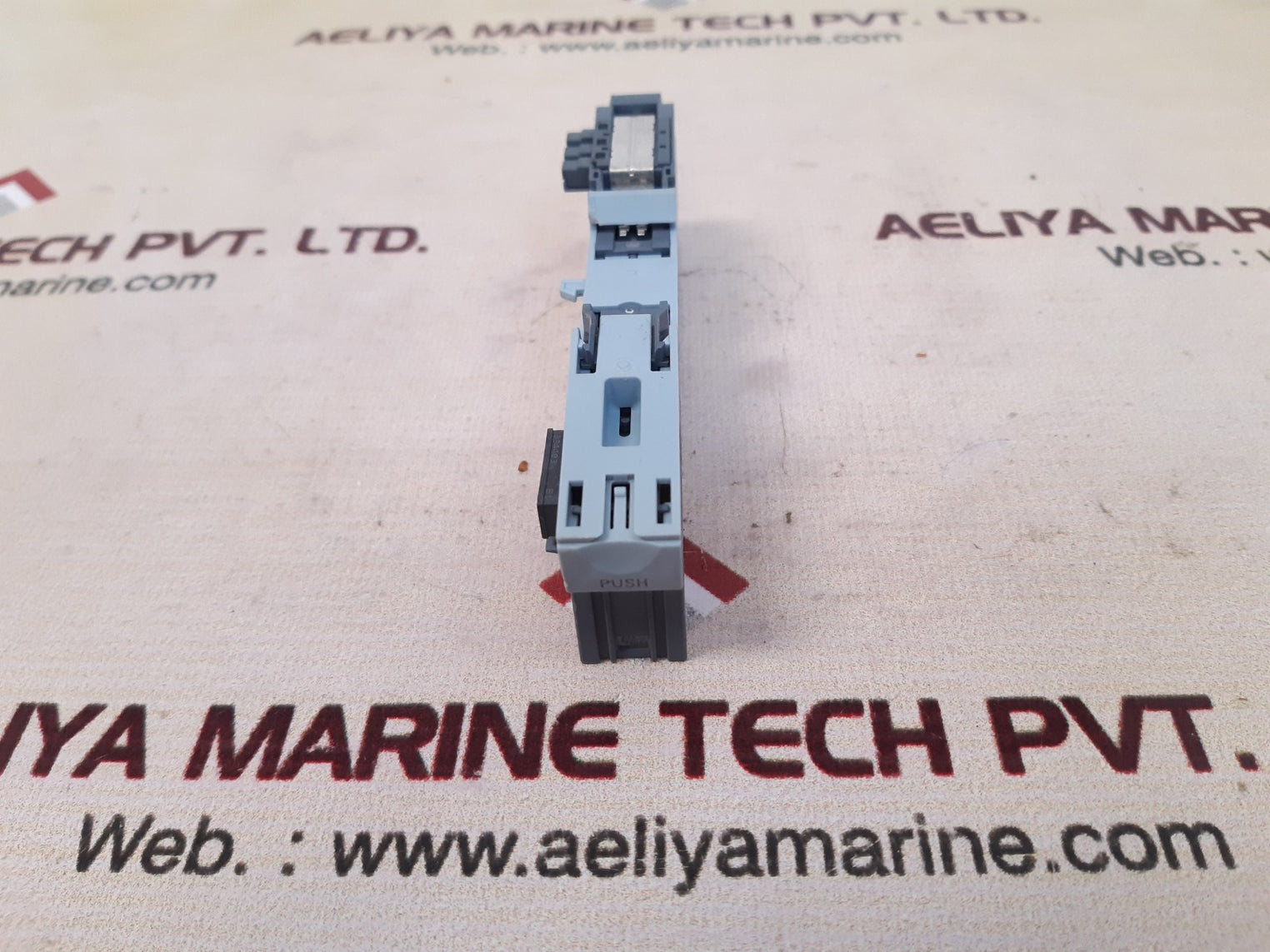Siemens 6es7 193-6bp00-0da0 base unit module