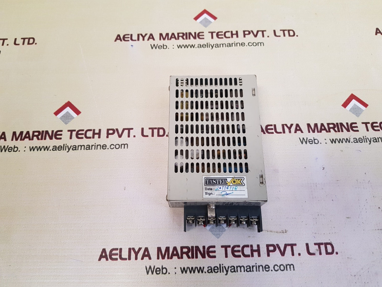 Omron s82h-3324 power supply 24vdc 1.3a