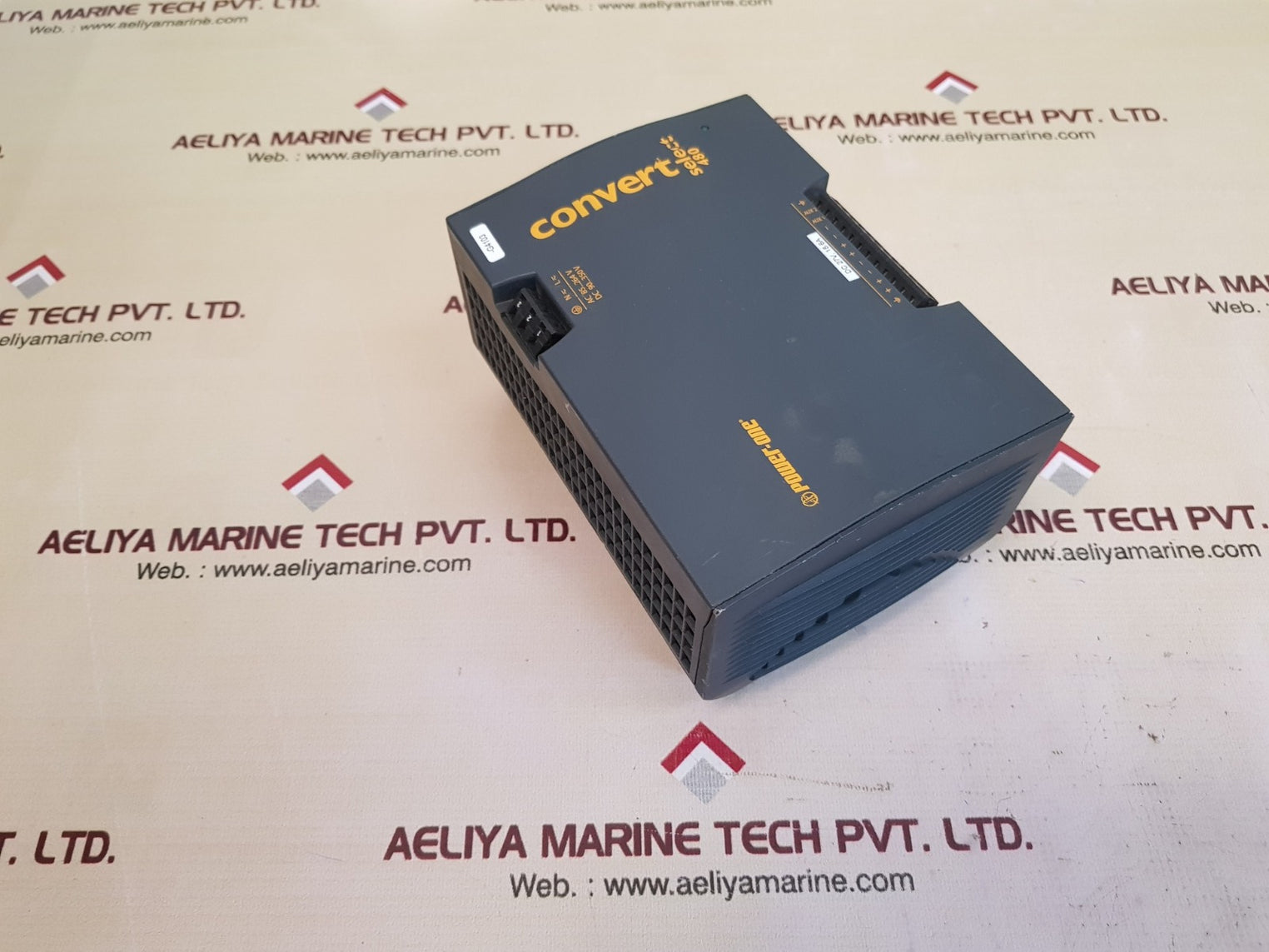 Power-one lxn 1604-6 ac-dc/dc-dc converter