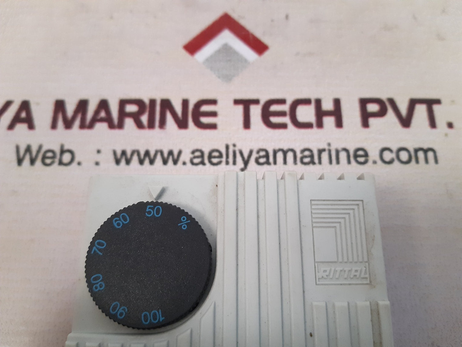 Rittal sk3118 hygrostat control