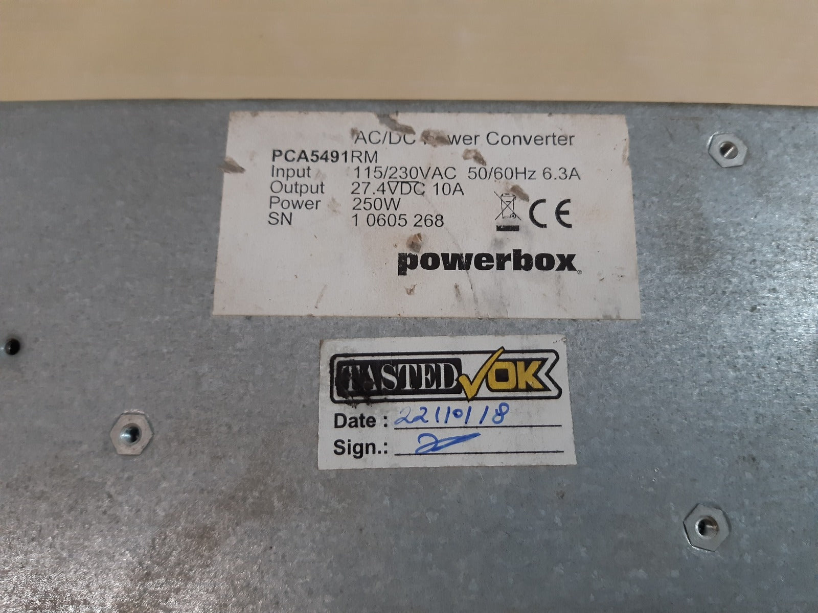 Powerbox pca5491rm ac/dc power converter