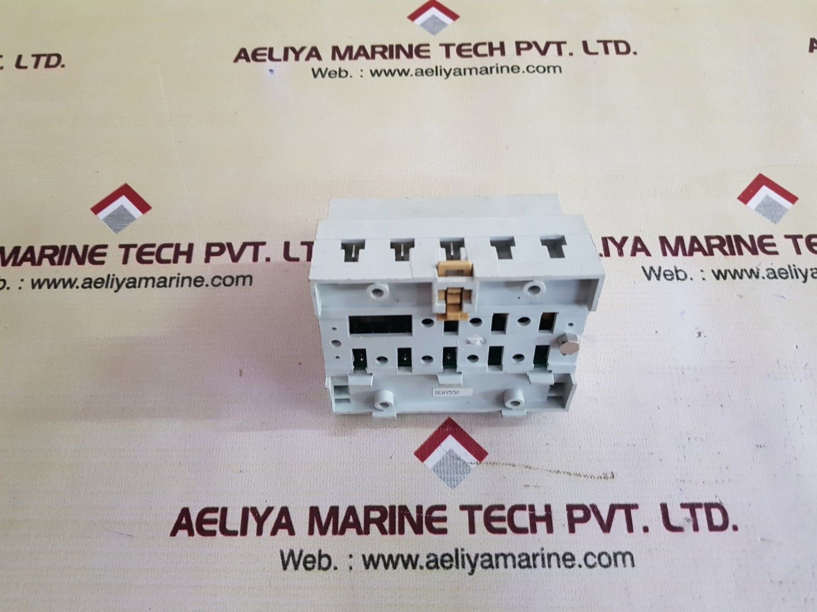 Vigilohm /merlin gerin tr5a insulation monitoring device 