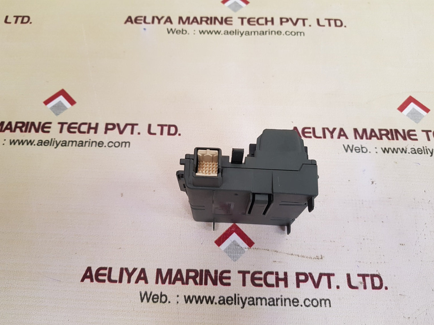 Siemens 6es7 195-7hb00-0xa0 bus module New