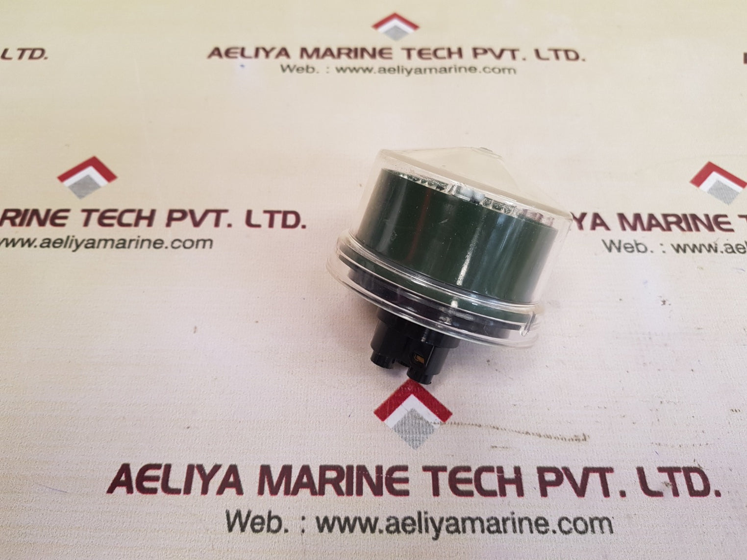 Royce thompson oasis 1000 lighting controller sensor switch