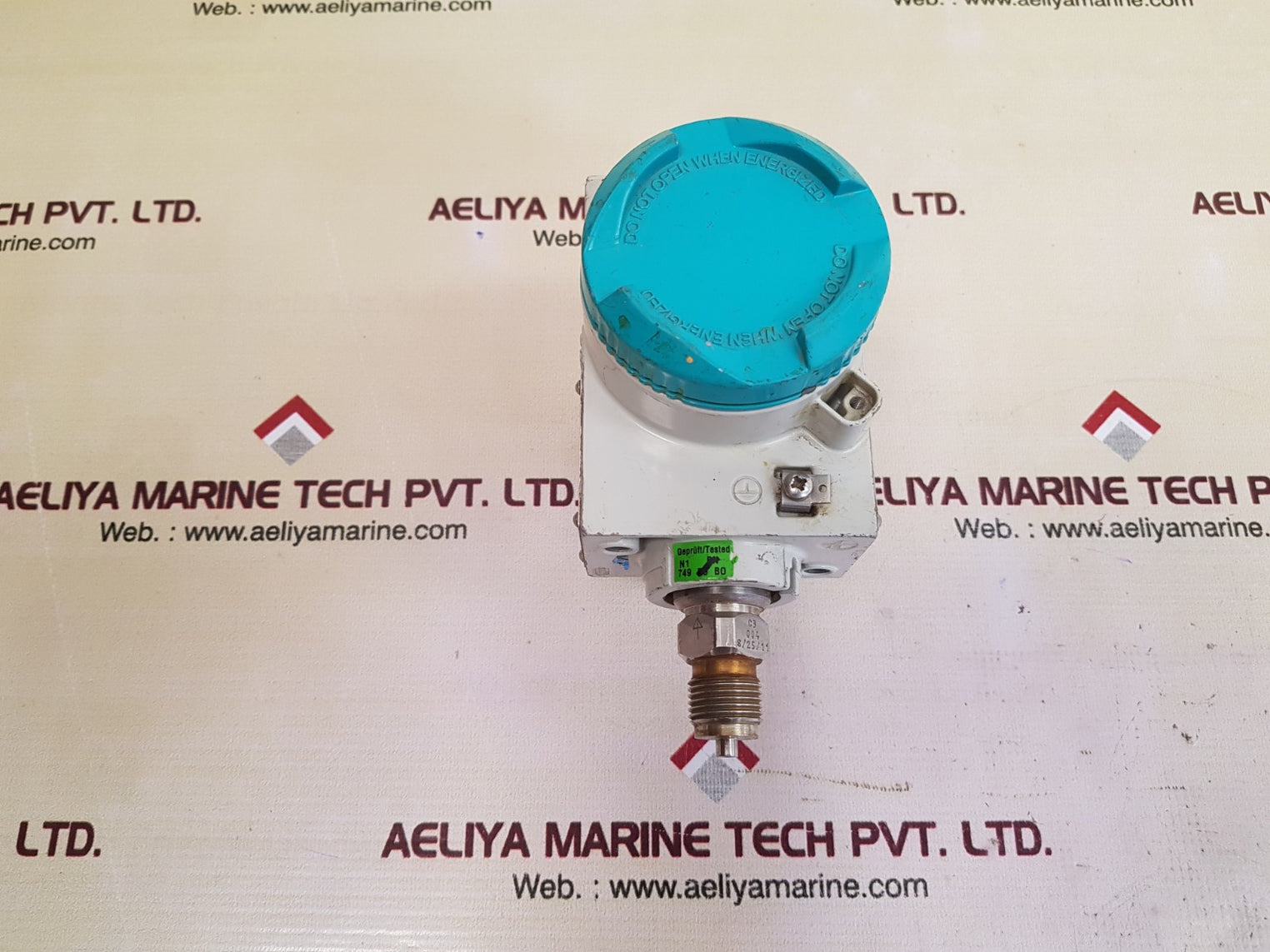 Siemens sitrans p 7mf 4033-1f a00-1ab7-z pressure transmitter 