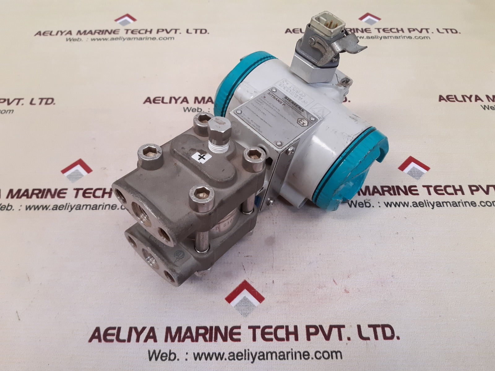 Siemens sitrans p 7mf 4433-1ea42-1ed1-z pressure transmitter 