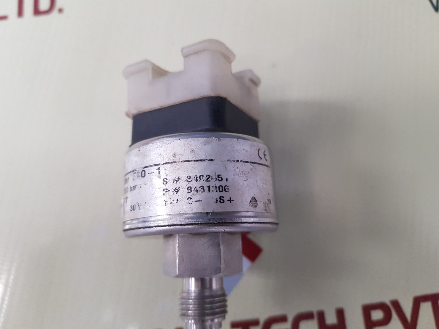 Wika eco-1 pressure transmitter 0...250 bar