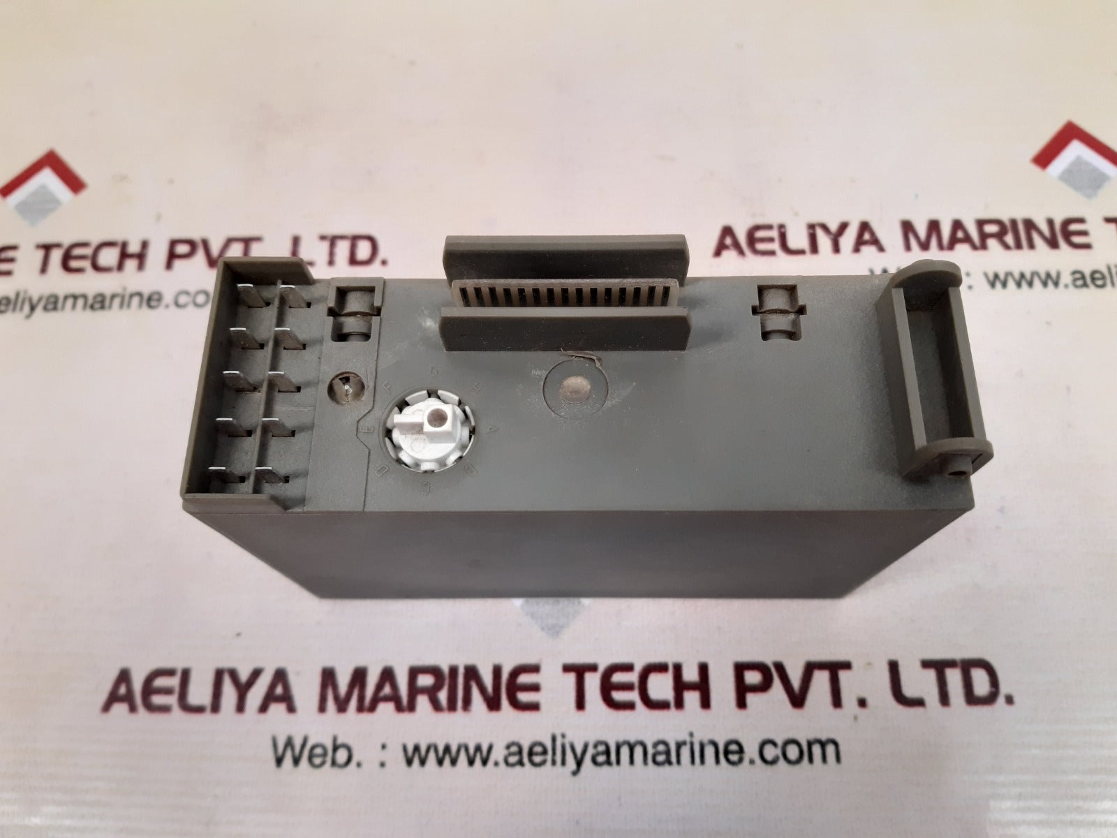 Siemens simatic s5 6es5 441-8ma11 digital output  module