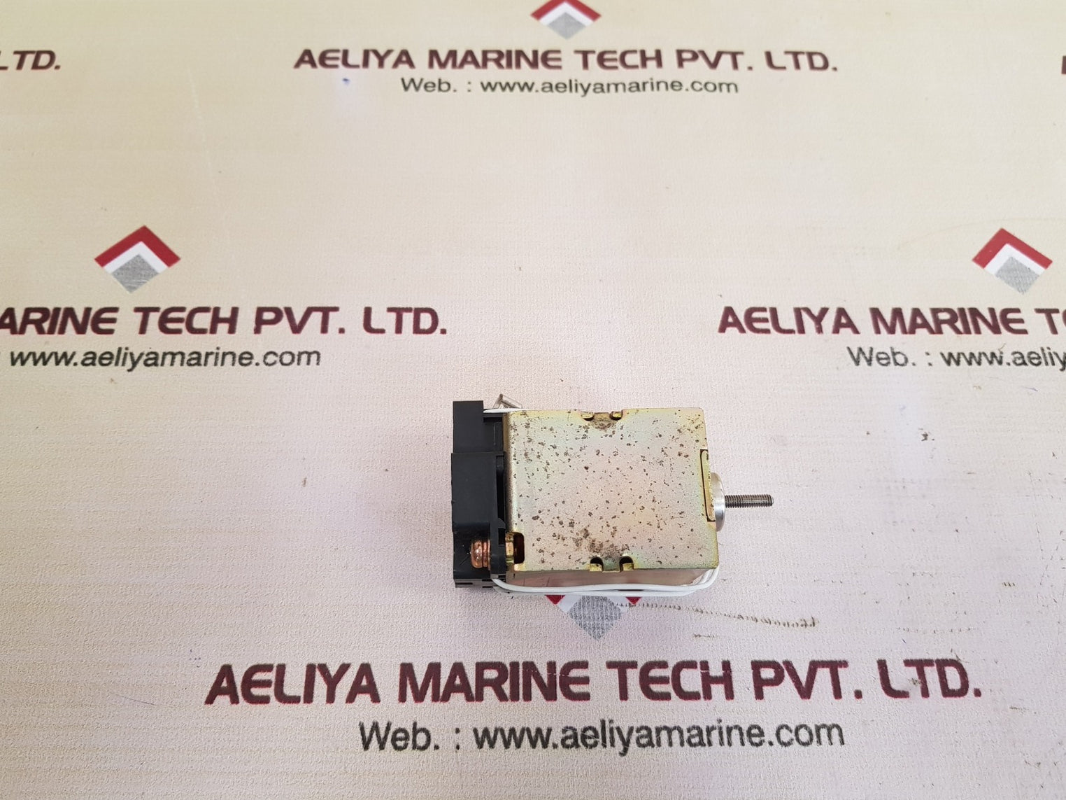 Ae-ss/sh under voltage tripping coil for uvt controller uvt-saeuc