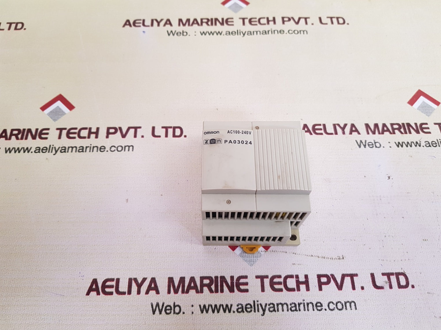 Omron zen-pa03024 power supply module