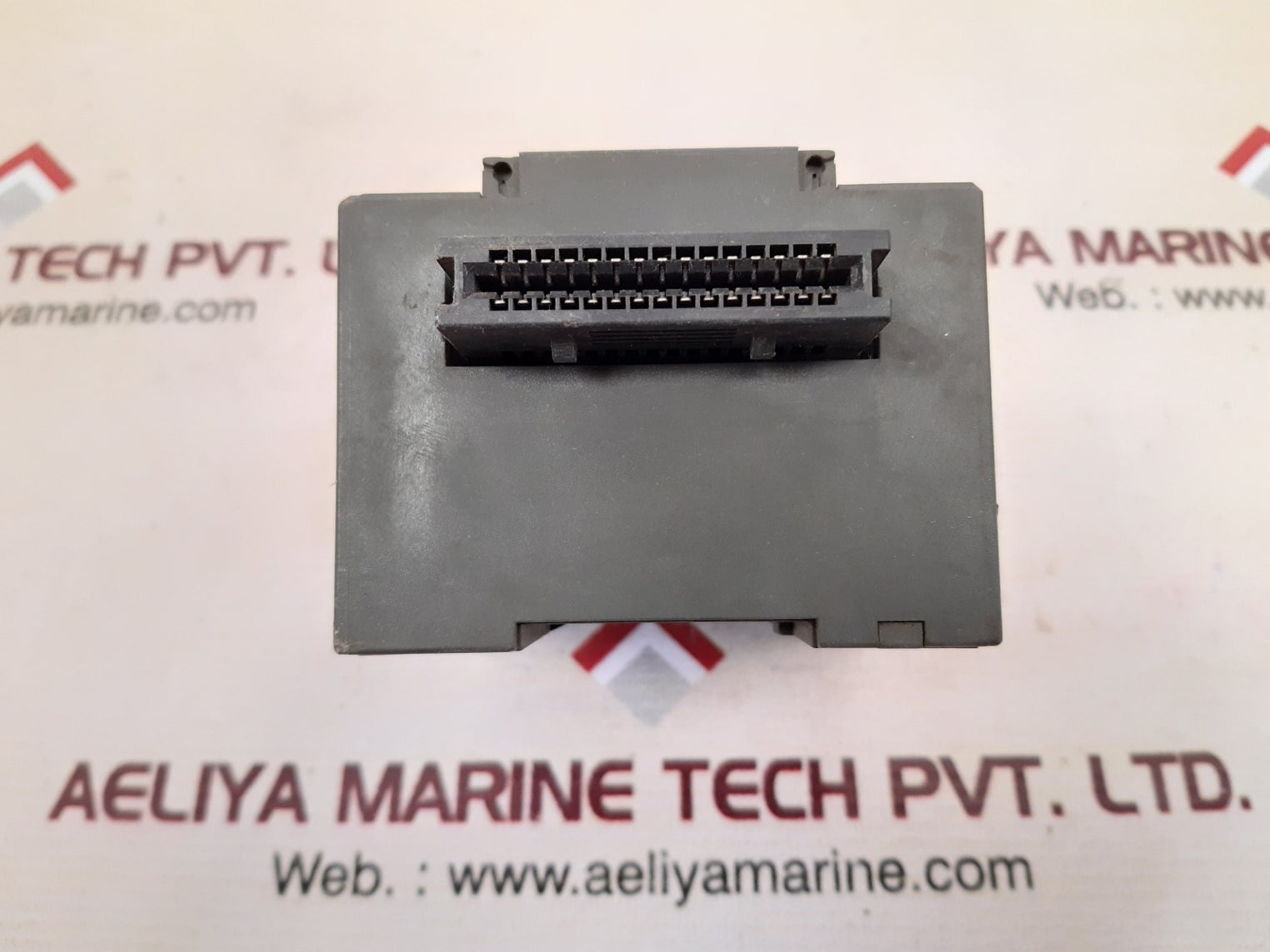 Siemens 6es7 221-1bf00-0xa0 digital input module